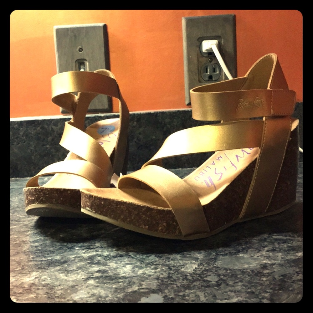 Blowfish Wedges Gold